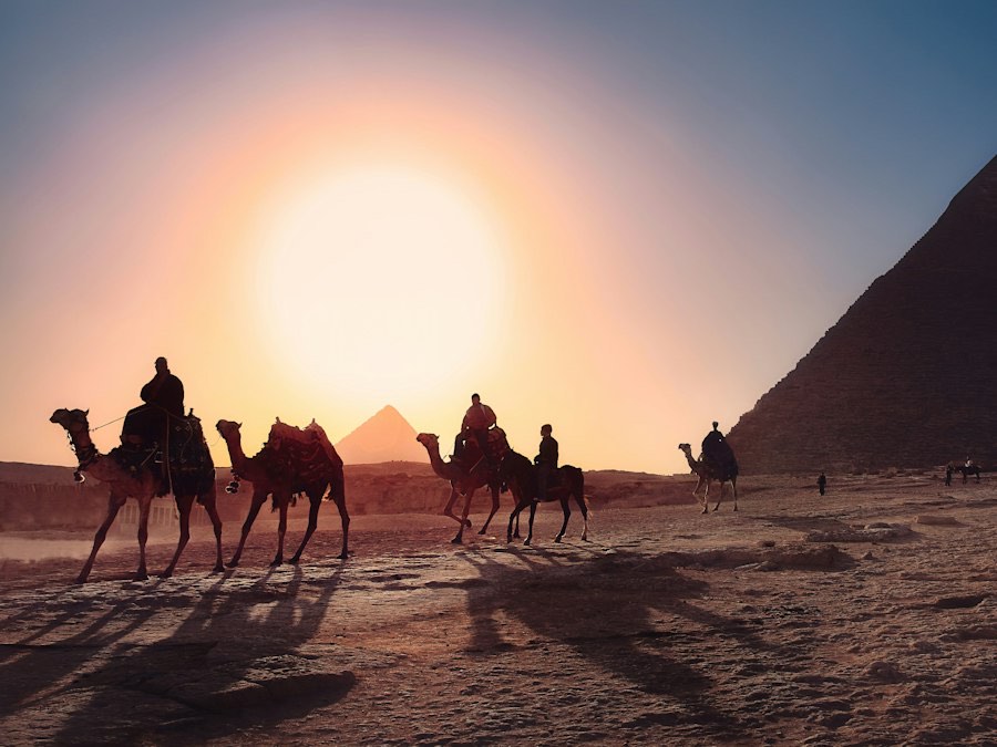 القاهرة وشرم الشيخ (تاريخ واستجمام) — جمهورية مصر العربية